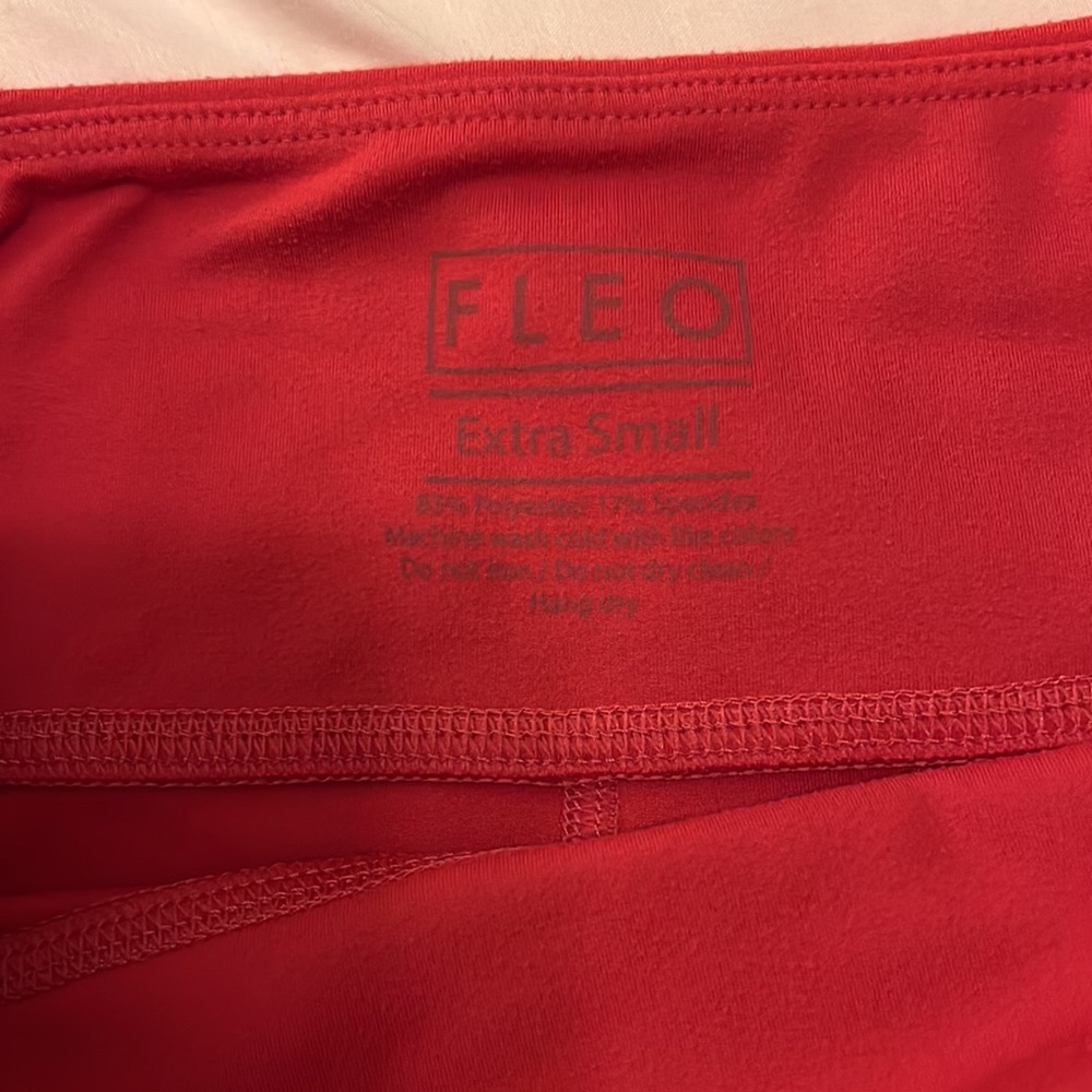 Fleo Raspberry 3.25” Size Extra Small - Picture 2 of 4
